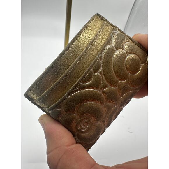 RARE Chanel Gold Suede Camellia Embossed‎ Classic Card Holder! - Picture 4 of 11